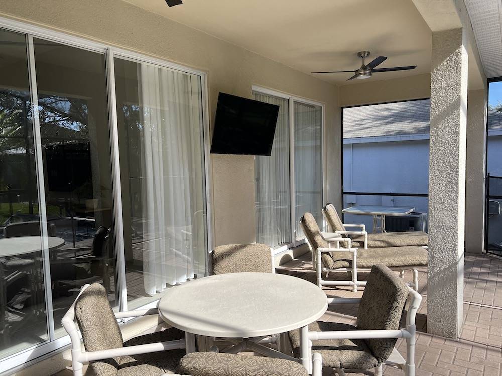 Memory Lane Villa Vacation Rental Home in Windsor Hills Florida Outdoor Space